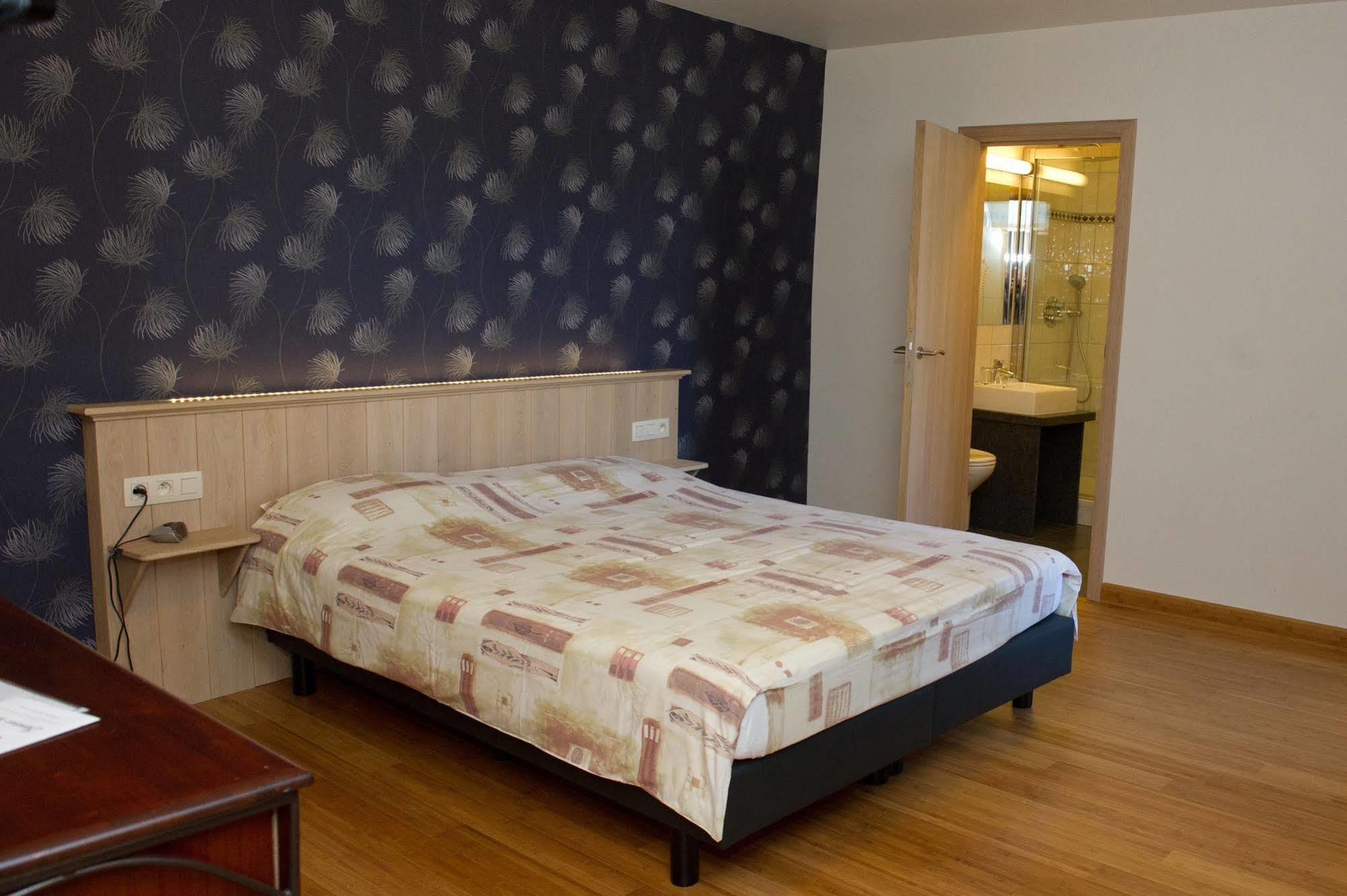 Auberge Saint-Martin Orchimont Esterno foto