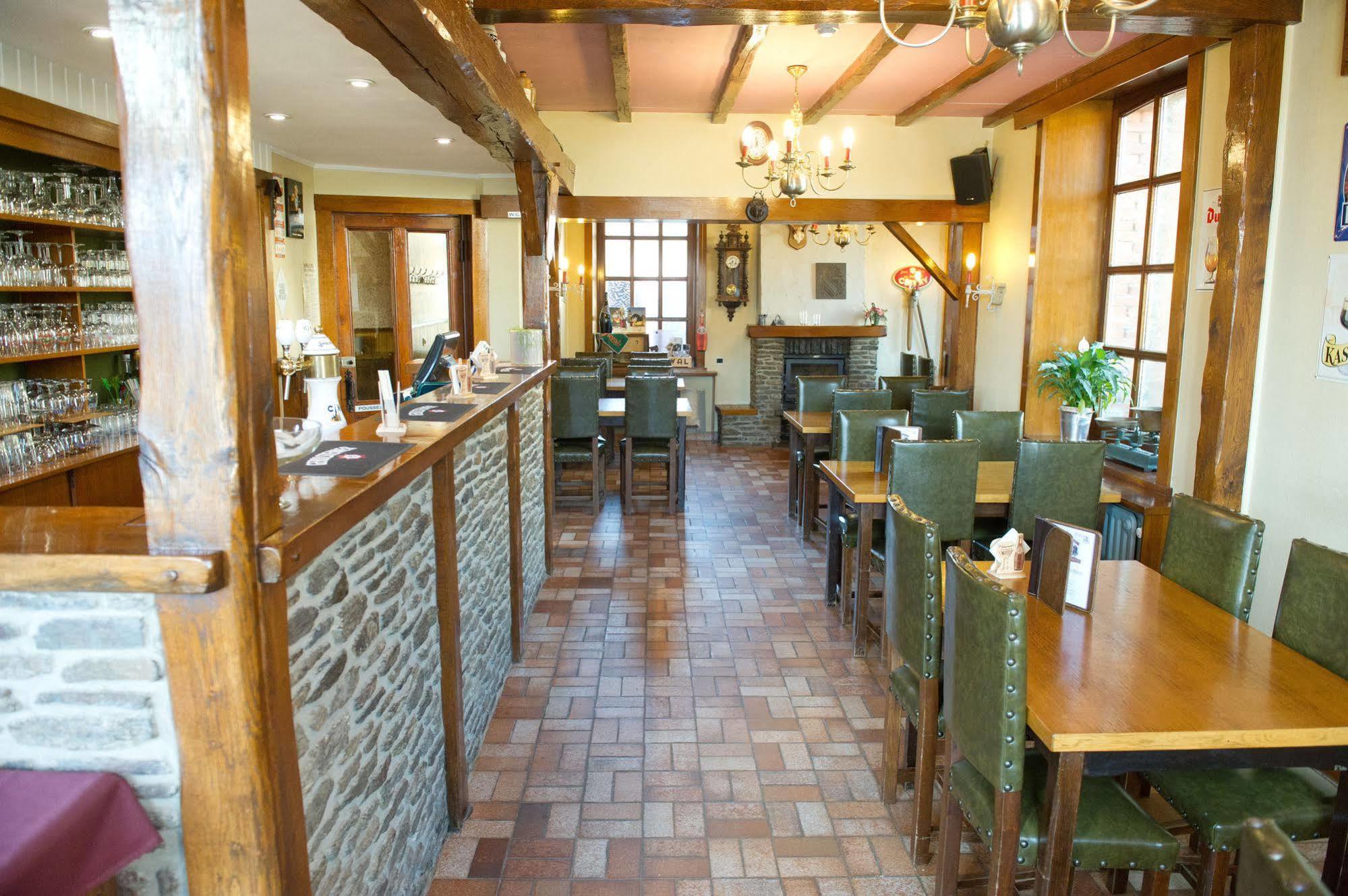 Auberge Saint-Martin Orchimont Esterno foto